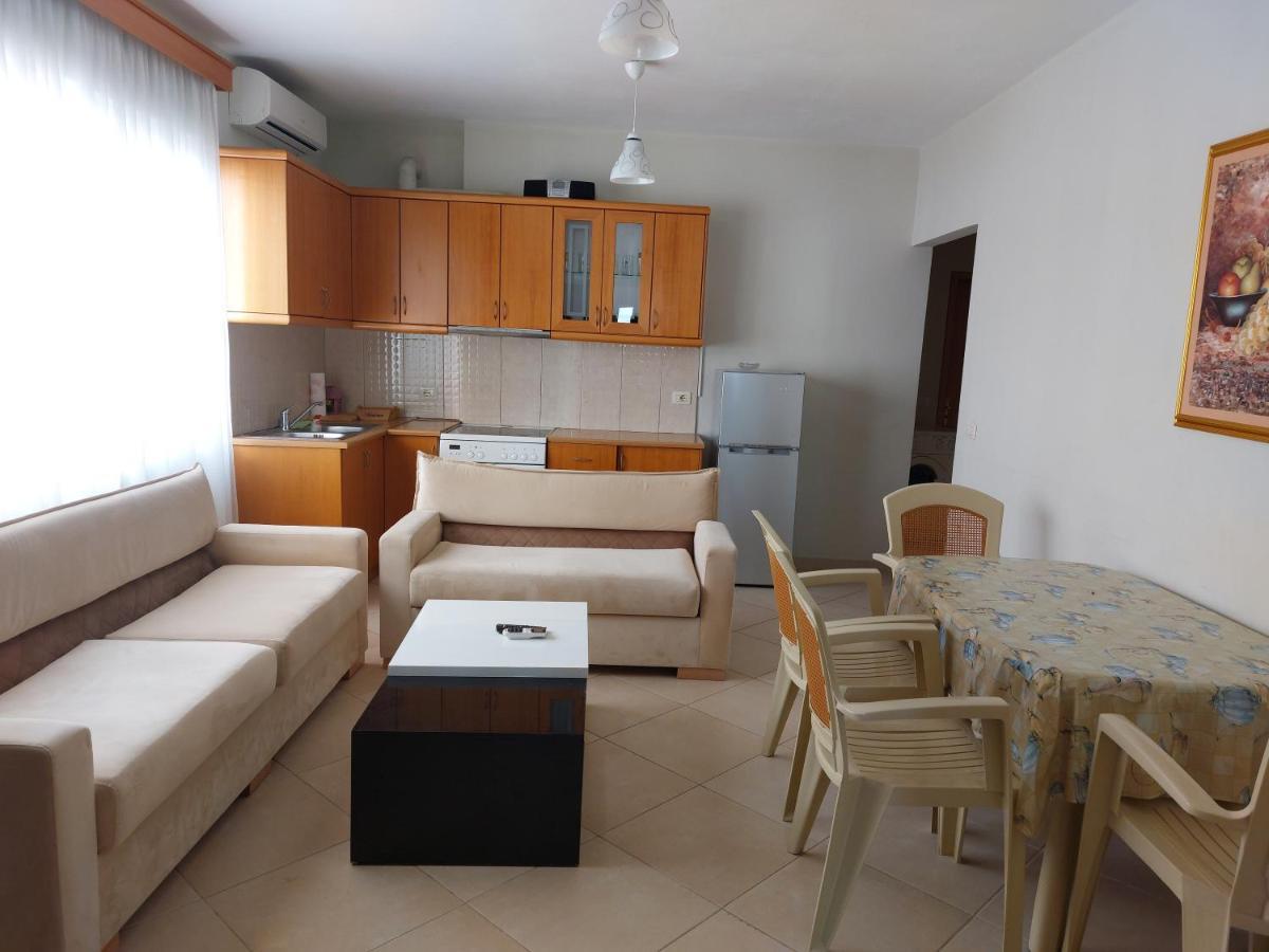 Family Apartments Sarande Exterior photo